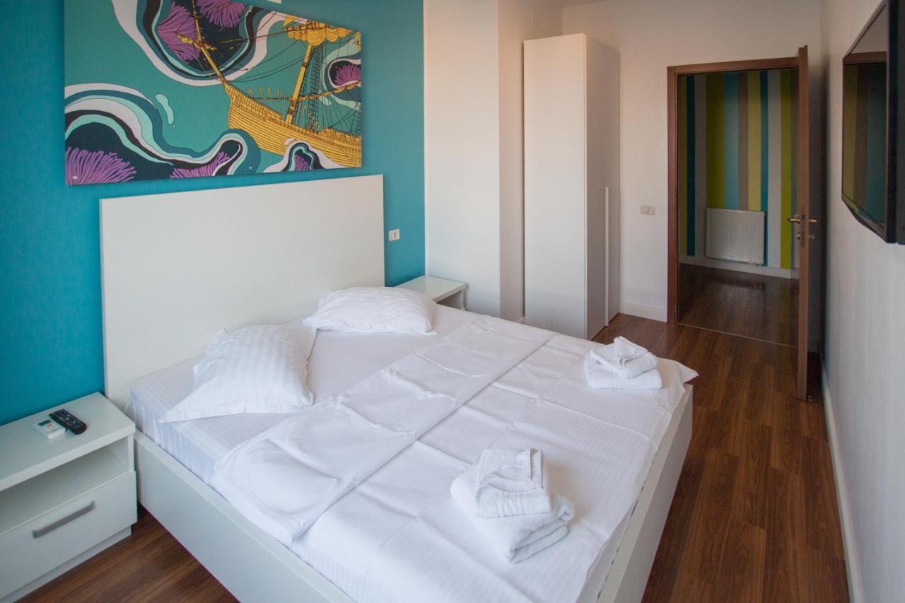 Lake Boutique Apartments & Rooms Mamaia Ngoại thất bức ảnh