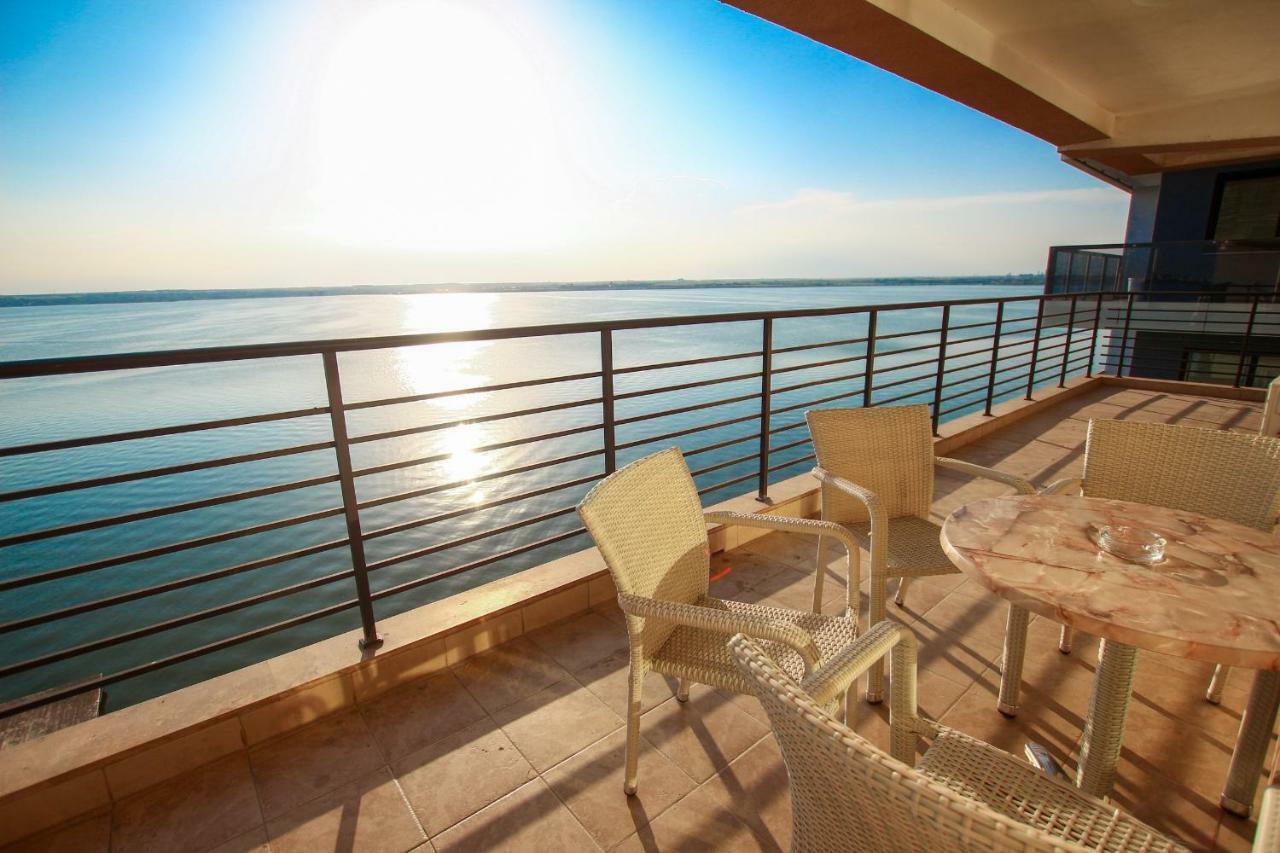 Lake Boutique Apartments & Rooms Mamaia Ngoại thất bức ảnh