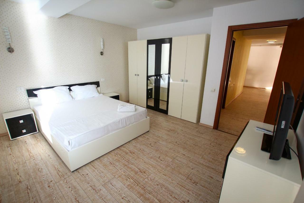 Lake Boutique Apartments & Rooms Mamaia Ngoại thất bức ảnh